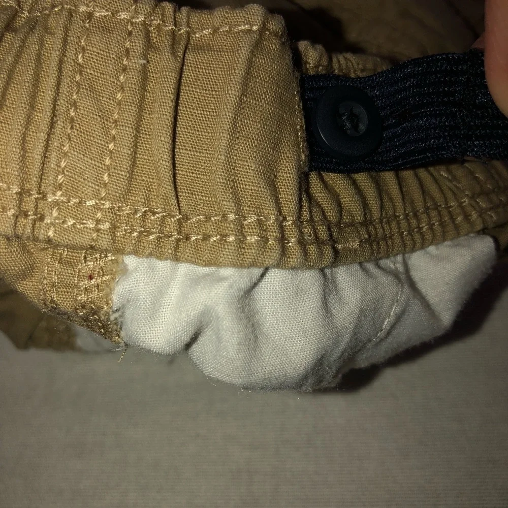 The Children's Place size 2T khaki cargo shorts